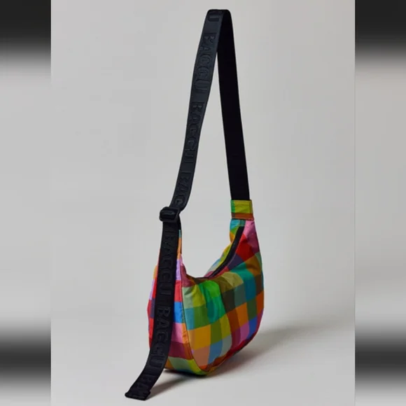 BAGGU Madras Medium Crescent Bag NEW - Picture 7 of 8